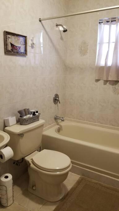 Coamo Beautiful House, Ac, 10Min Coamo Hot Springs Appartement Buitenkant foto